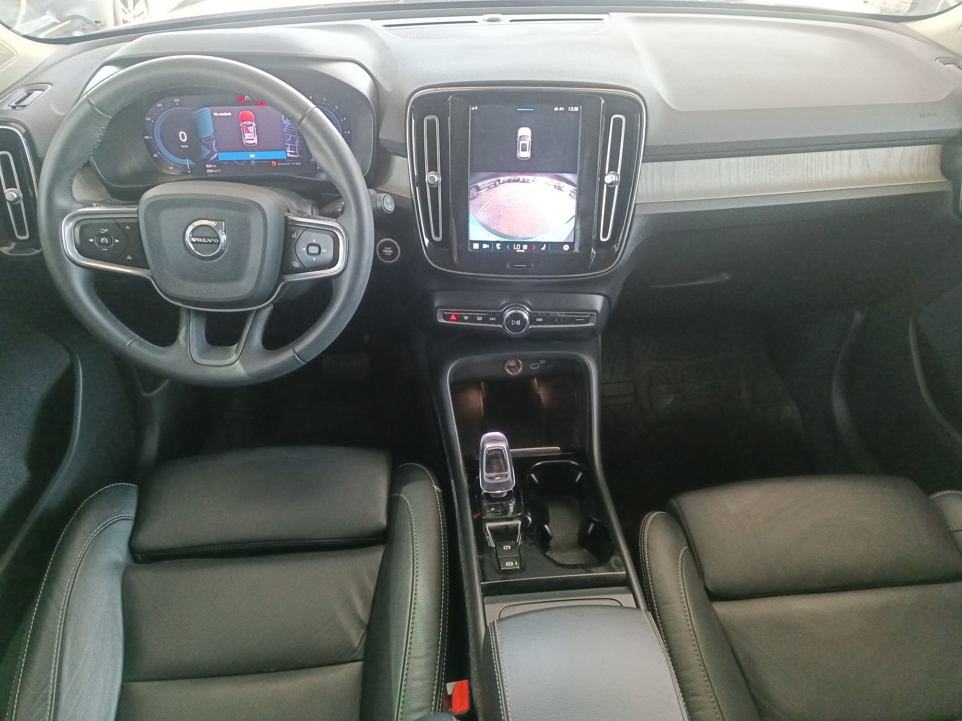 VOLVO - 27