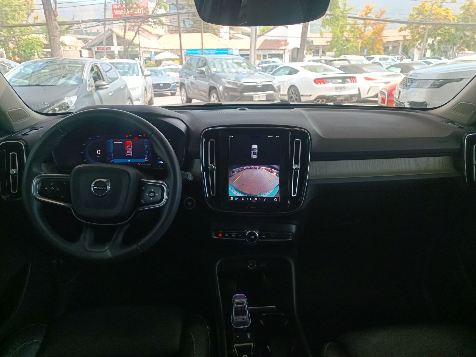 VOLVO - 9