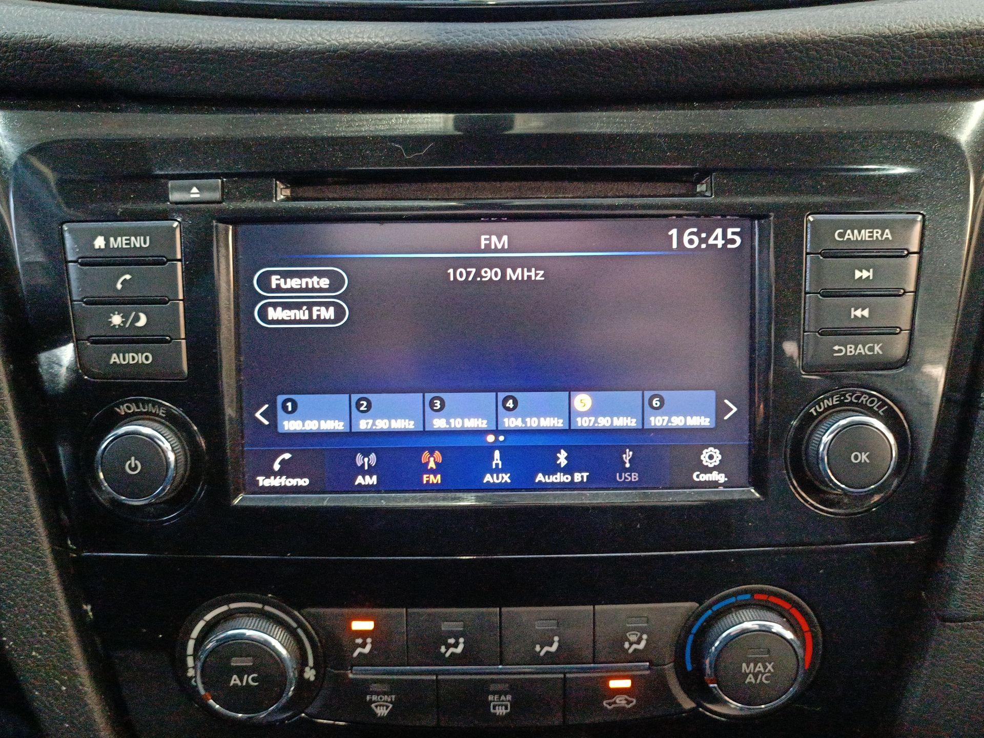 NISSAN - 23