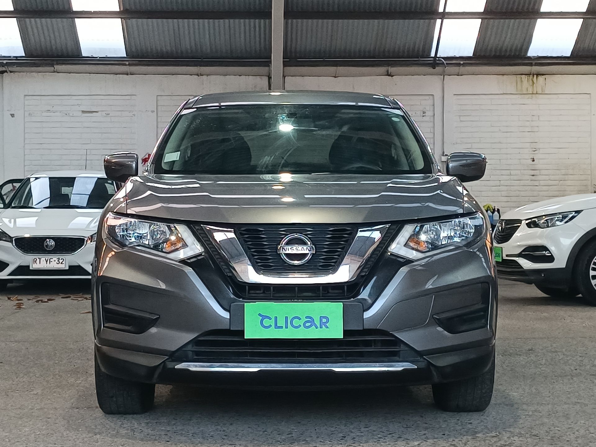 NISSAN - 2