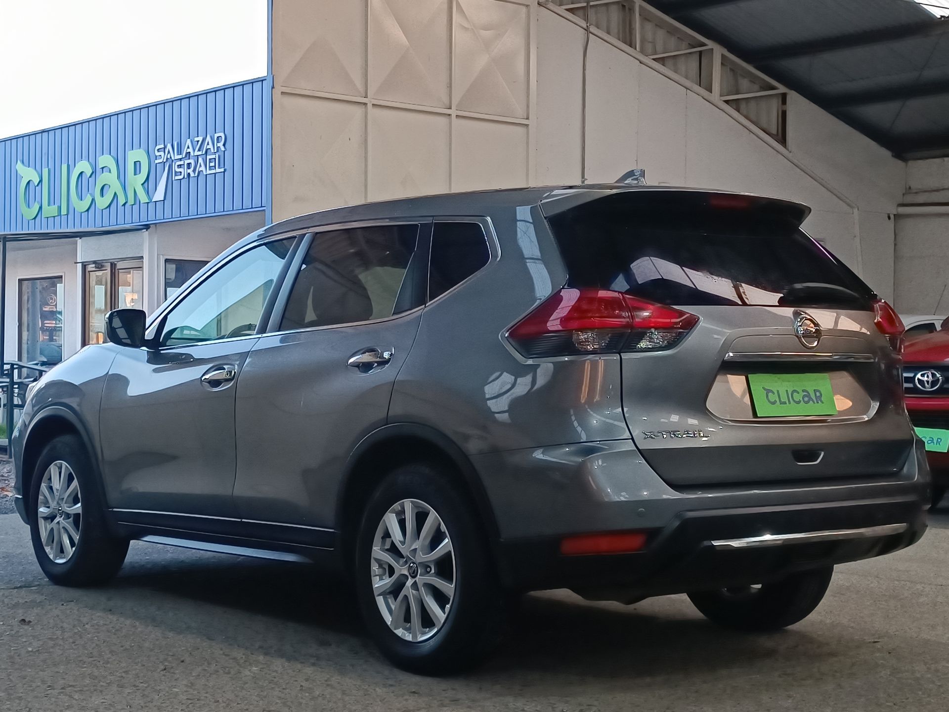 NISSAN - 5