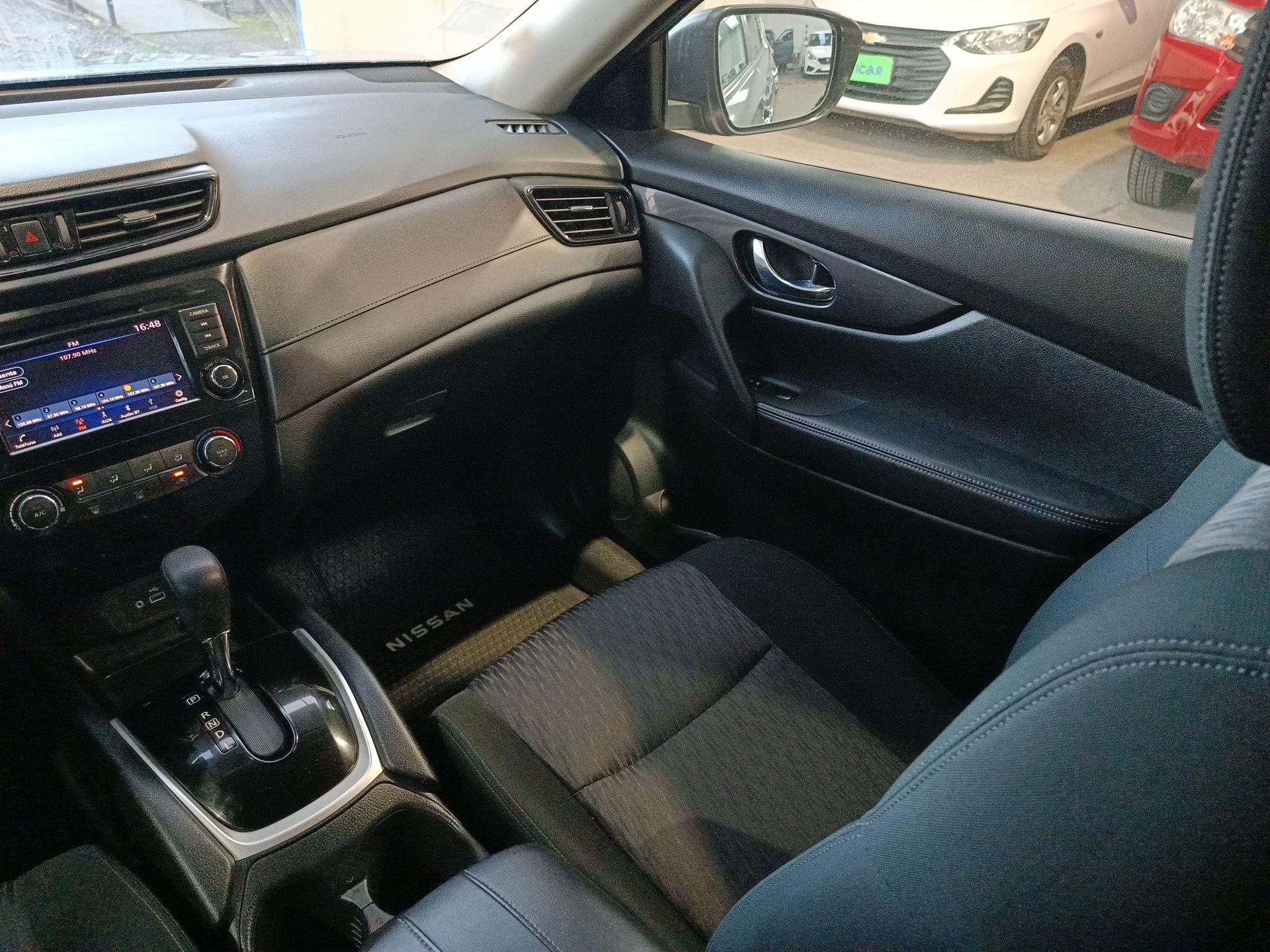 NISSAN - 10