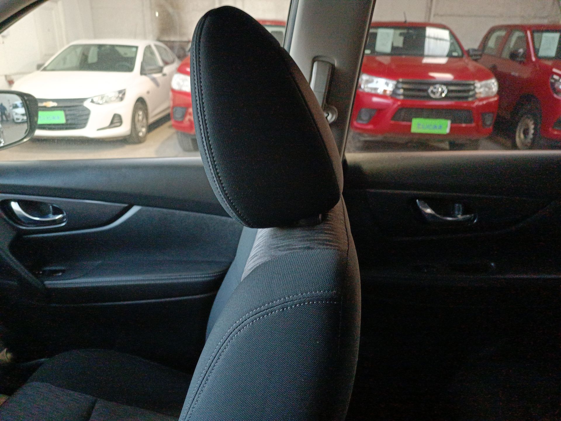 NISSAN - 11