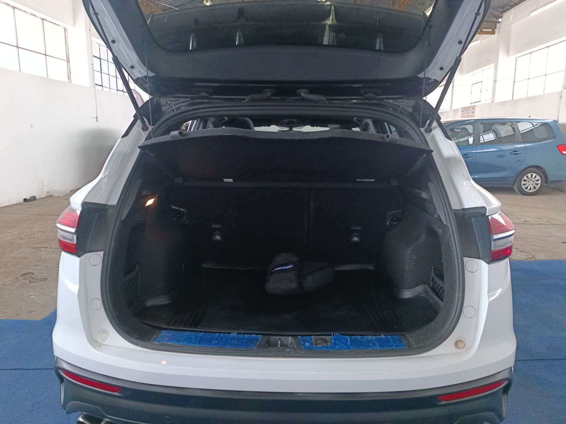 GEELY - 29