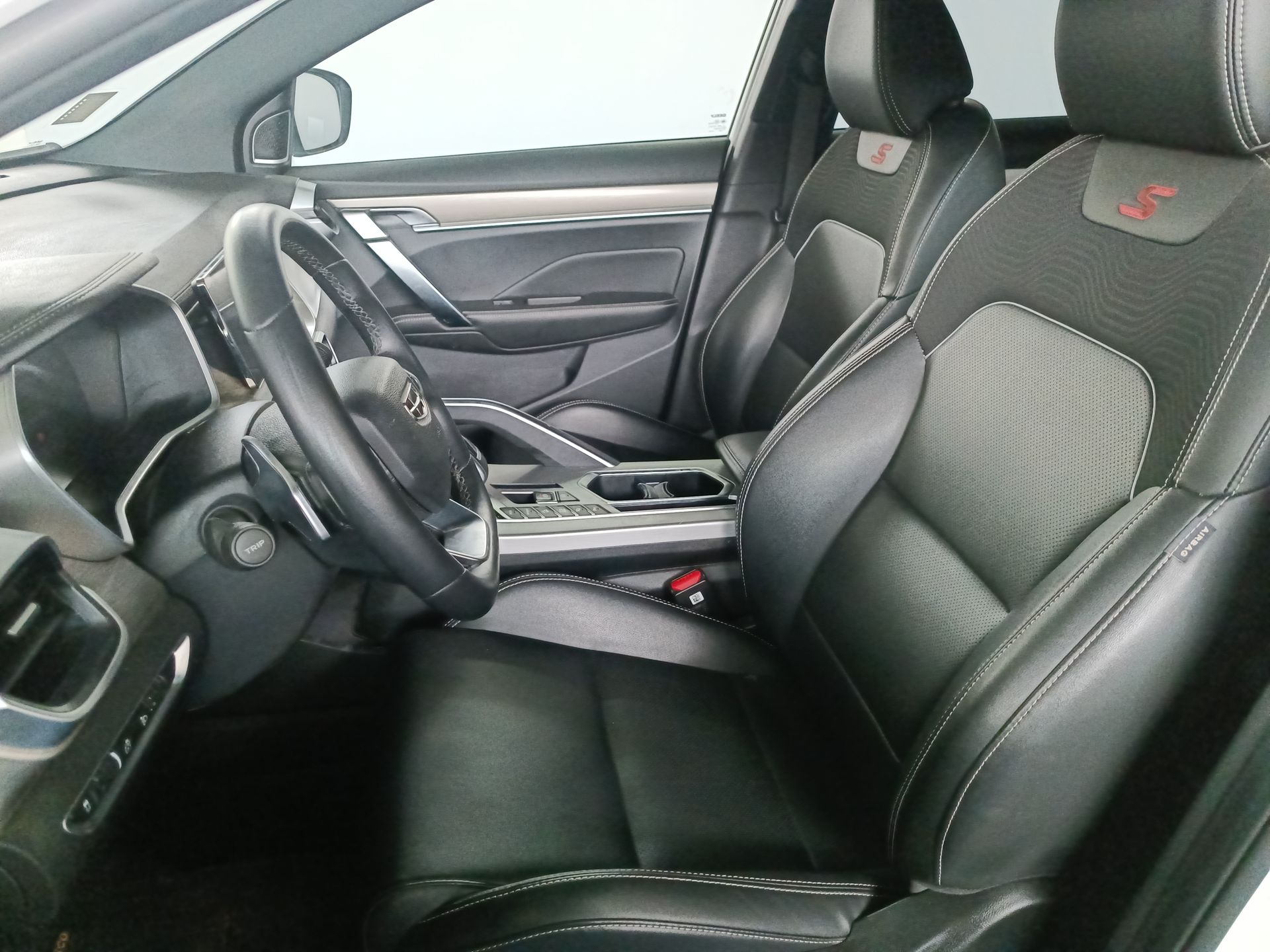 GEELY - 18