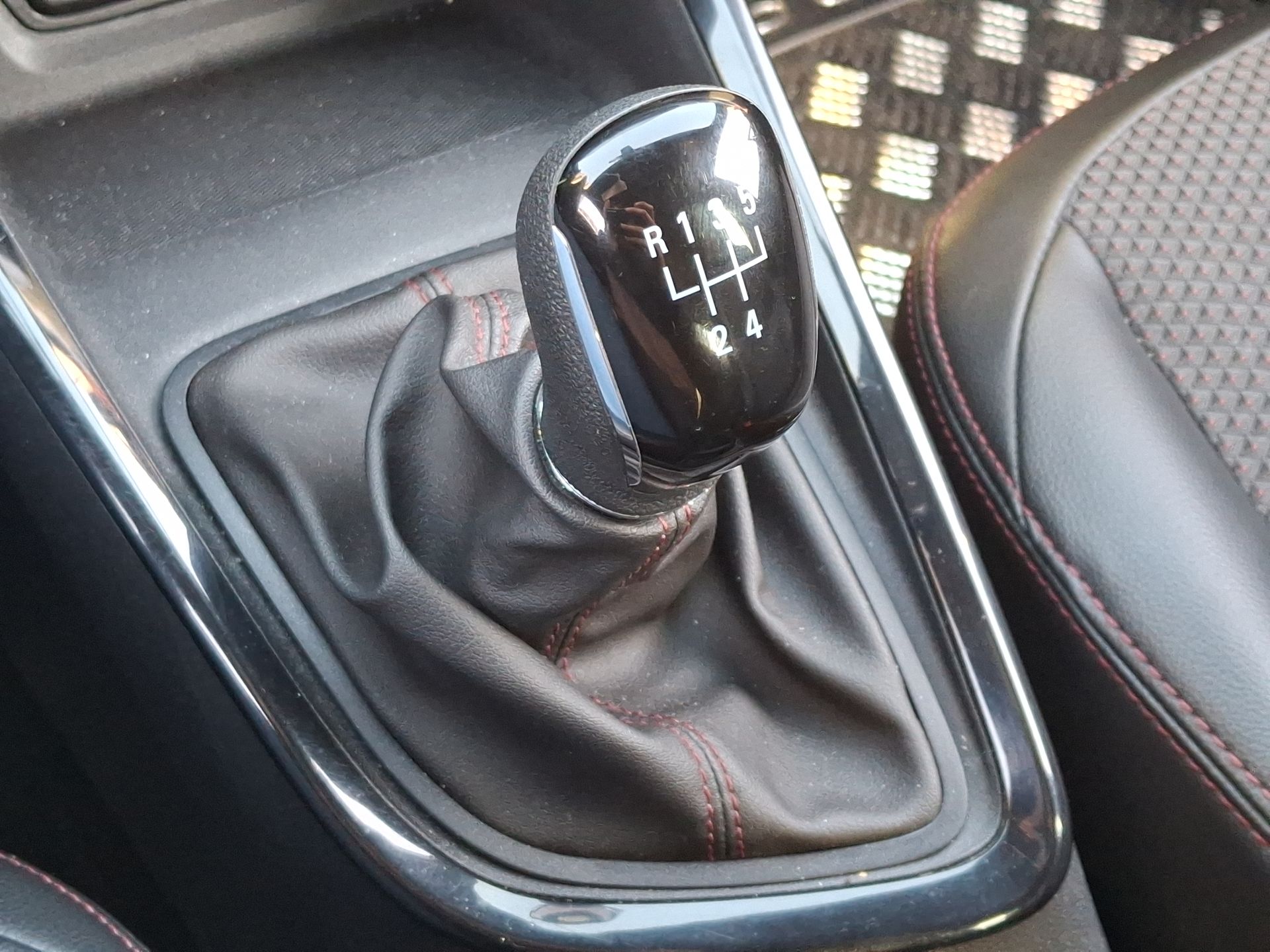 CHEVROLET - 26