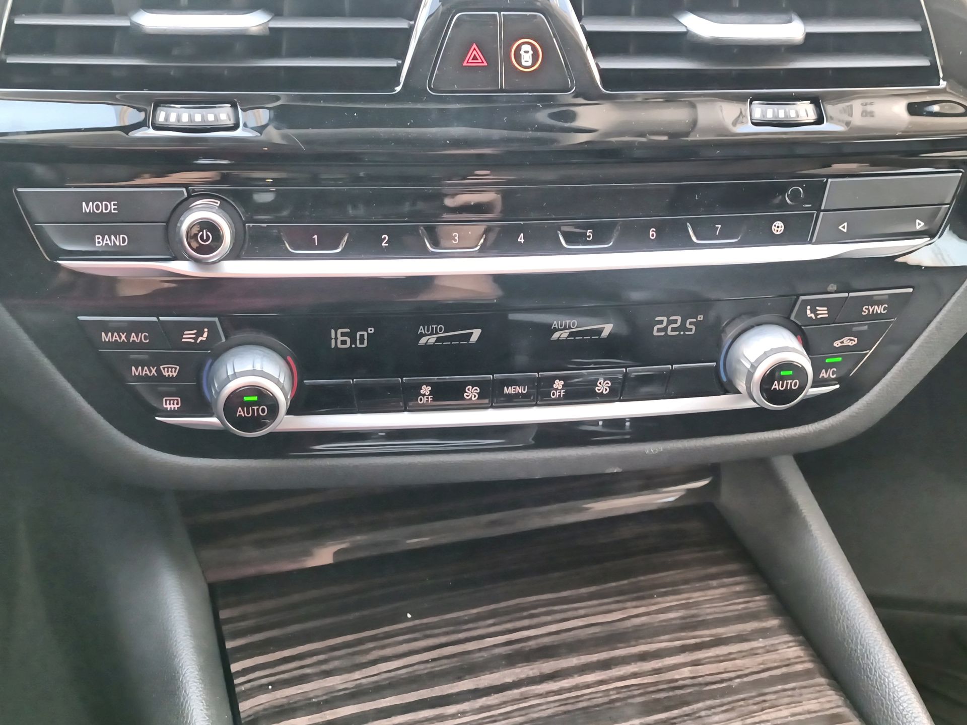 BMW - 26