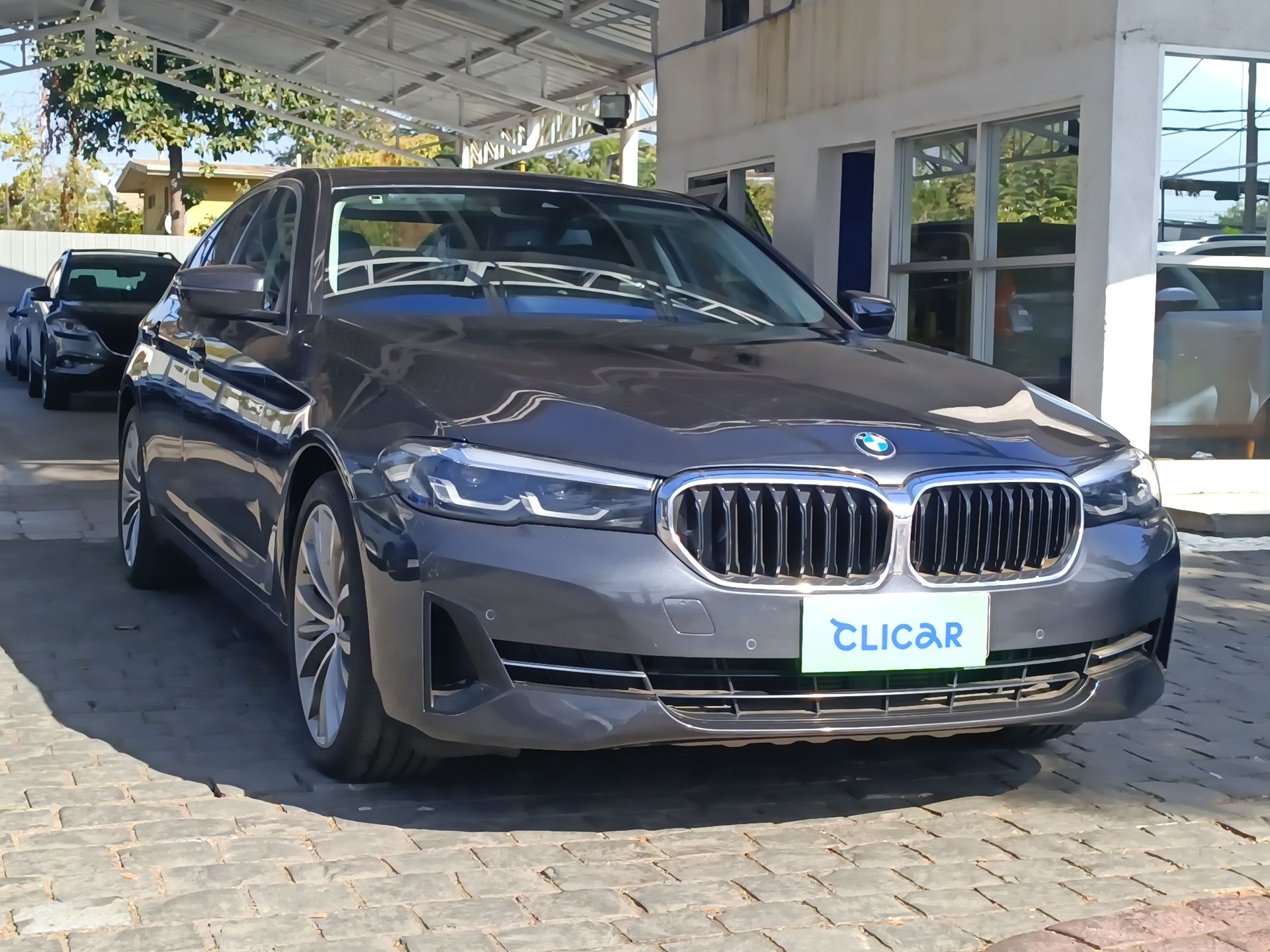 BMW - 1