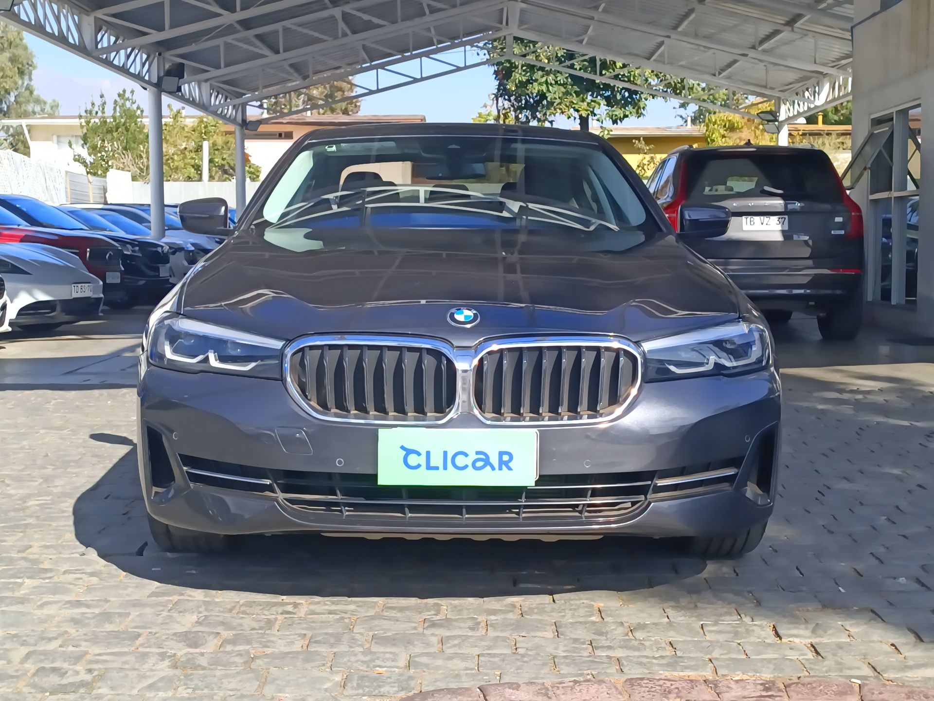 BMW - 2