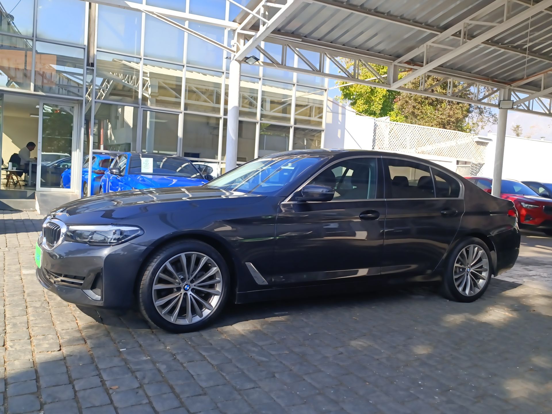 BMW - 3
