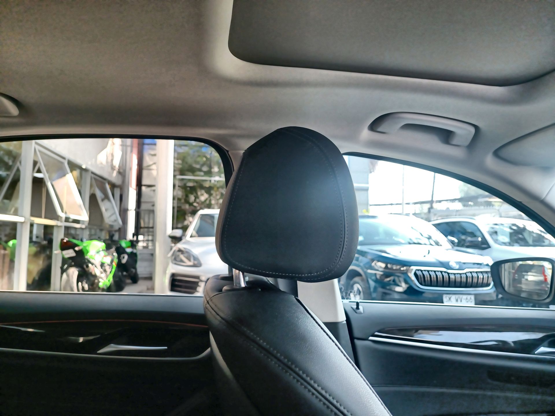 BMW - 15