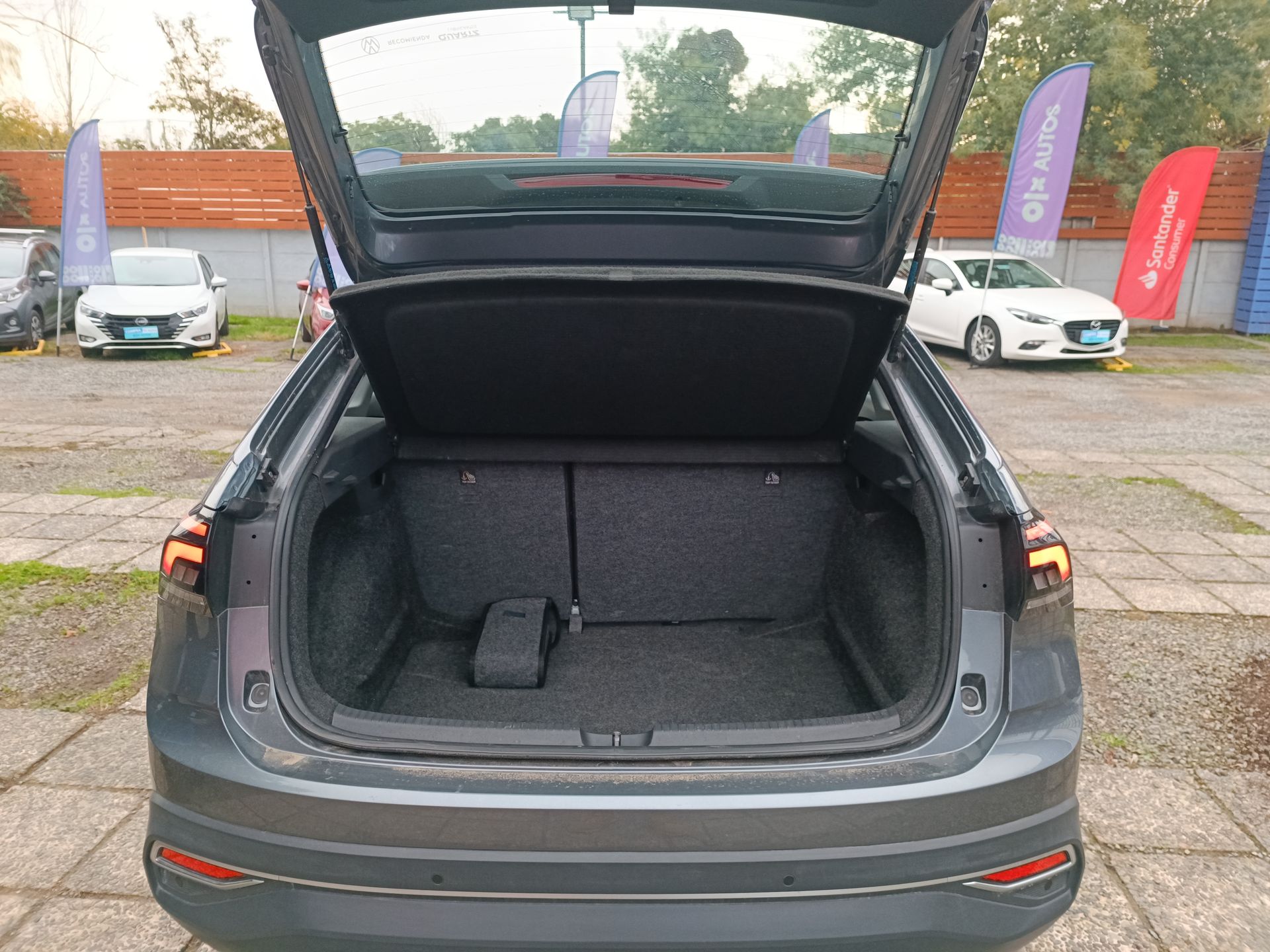 VOLKSWAGEN - 28