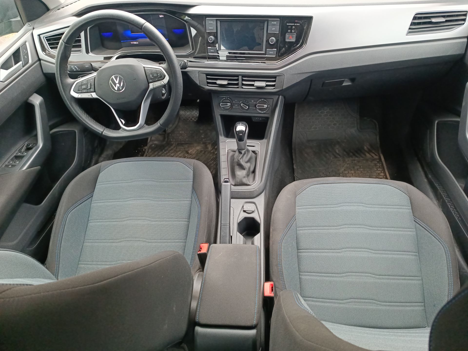 VOLKSWAGEN - 9