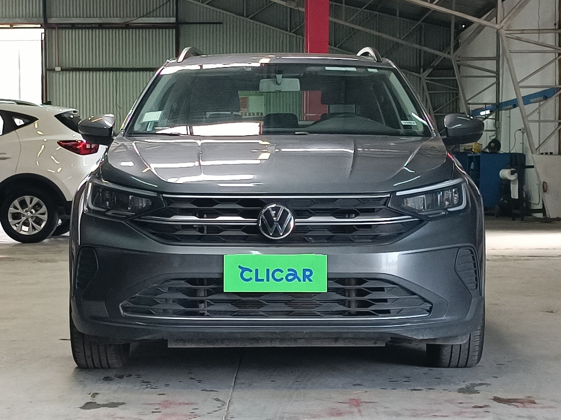 VOLKSWAGEN - 2