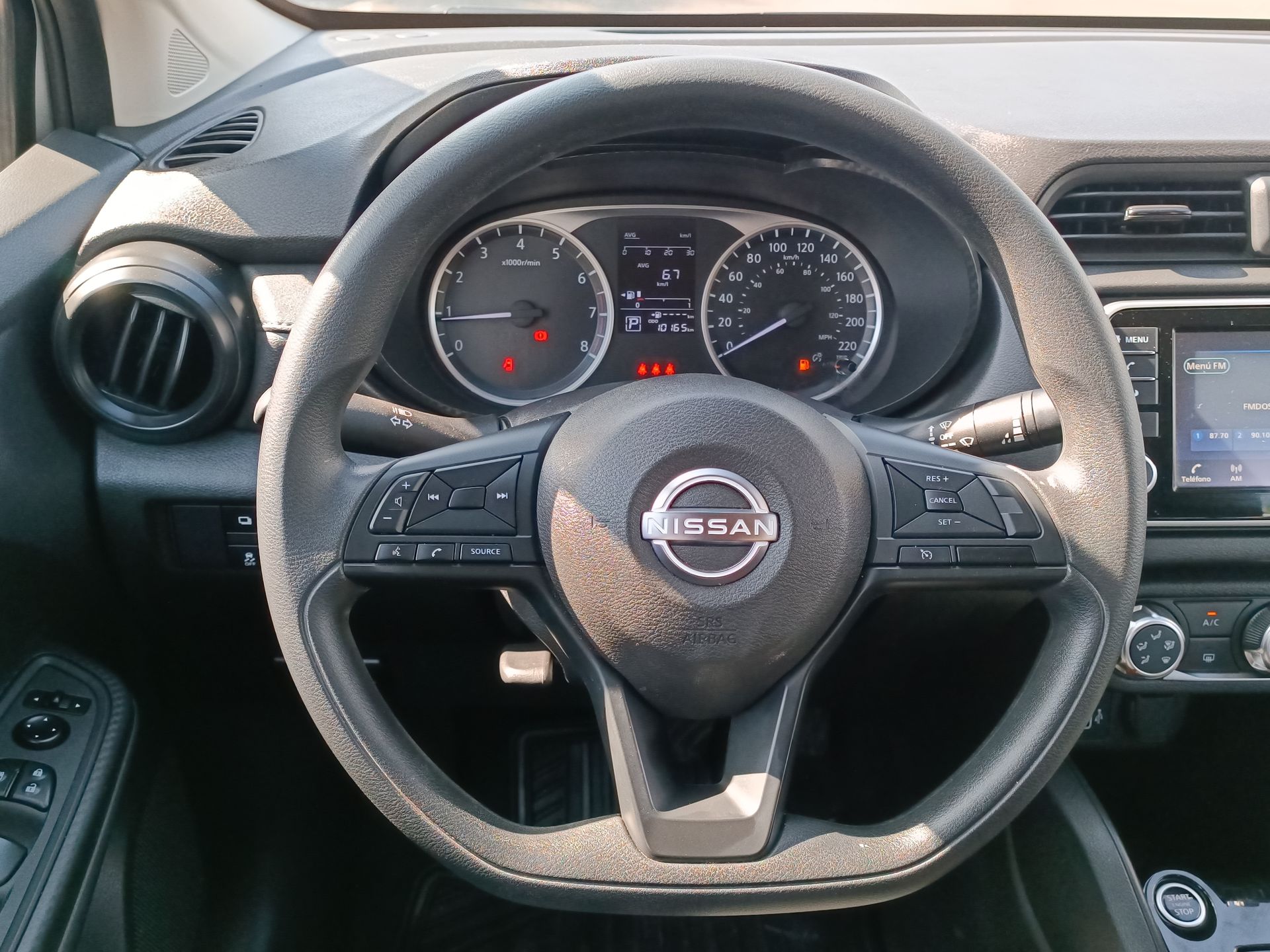 NISSAN - 21
