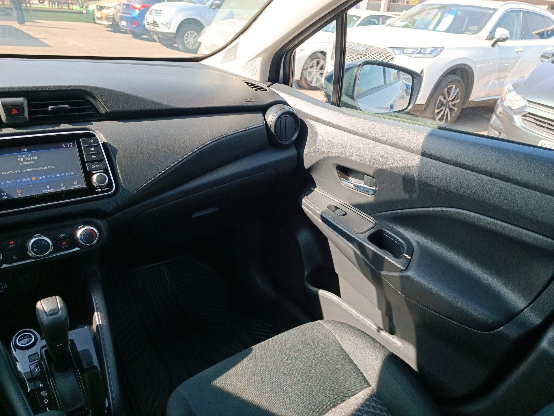 NISSAN - 10