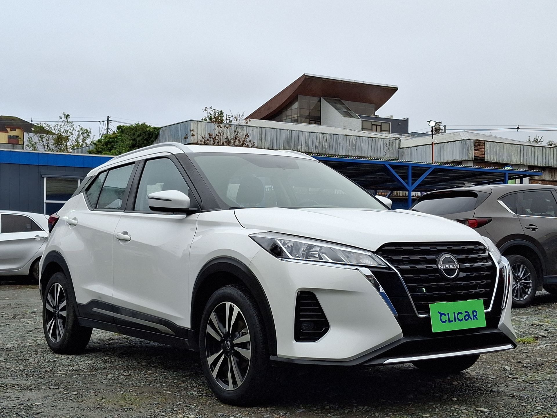 NISSAN - 1