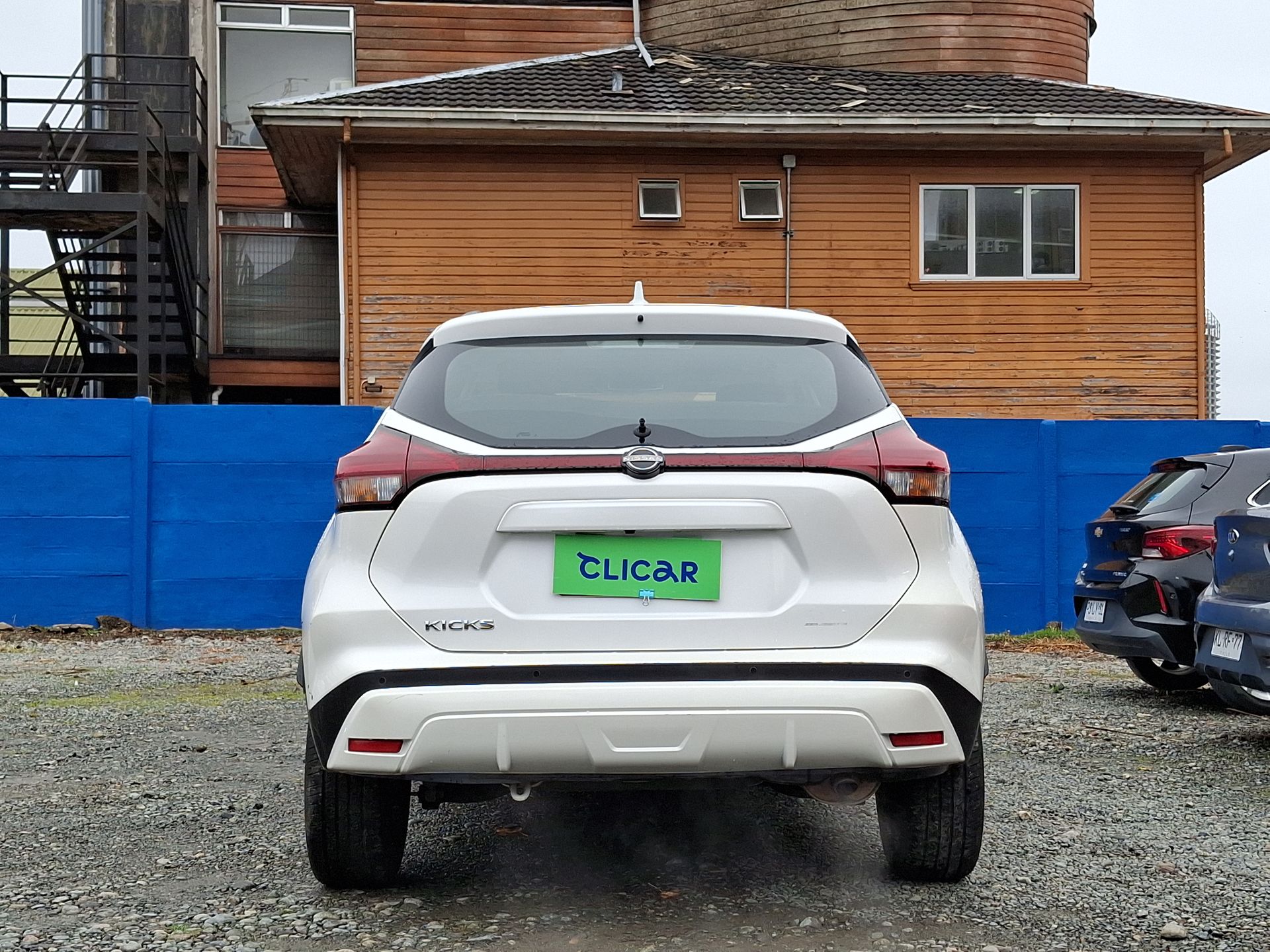 NISSAN - 6