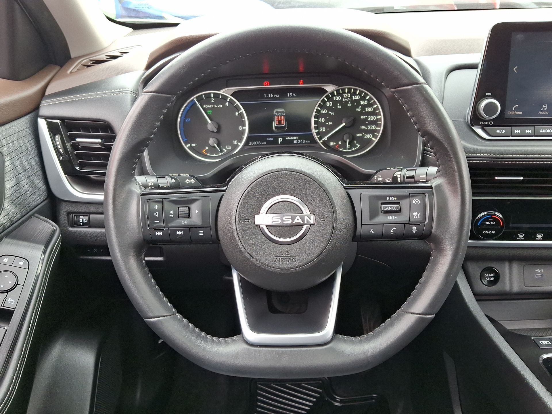 NISSAN - 21