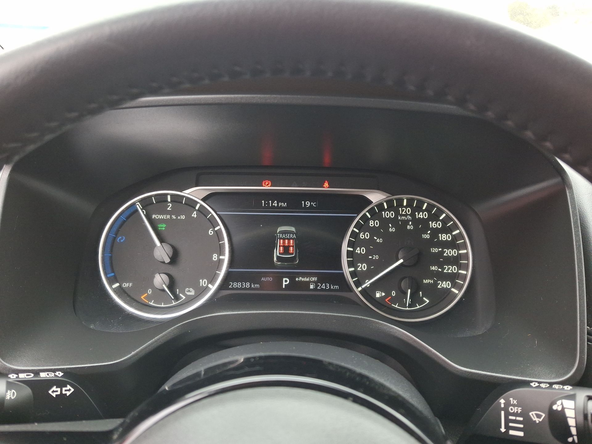 NISSAN - 22