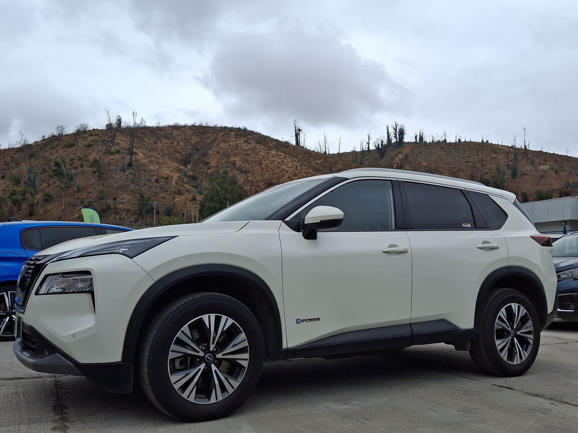 NISSAN - 3