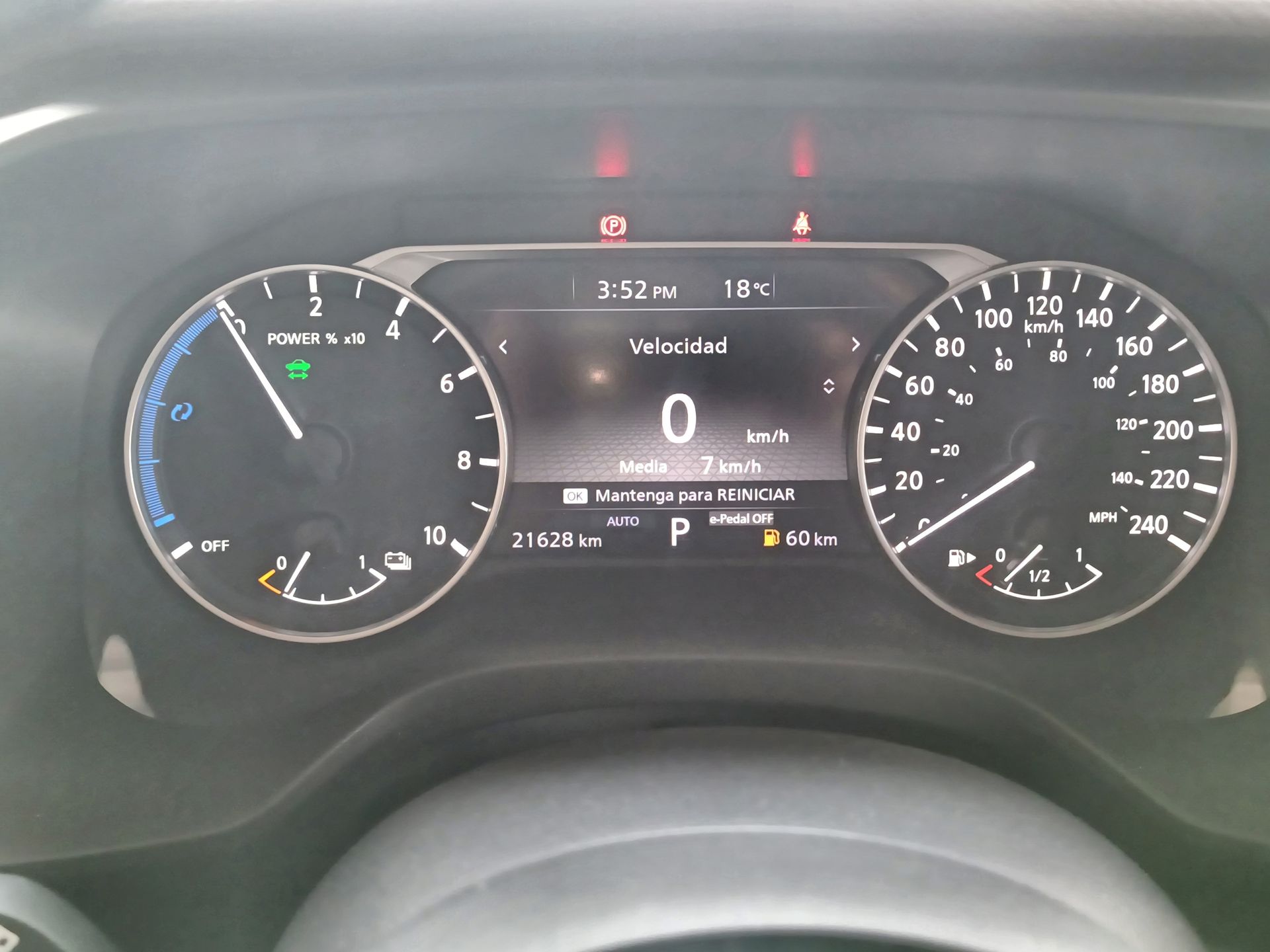 NISSAN - 22