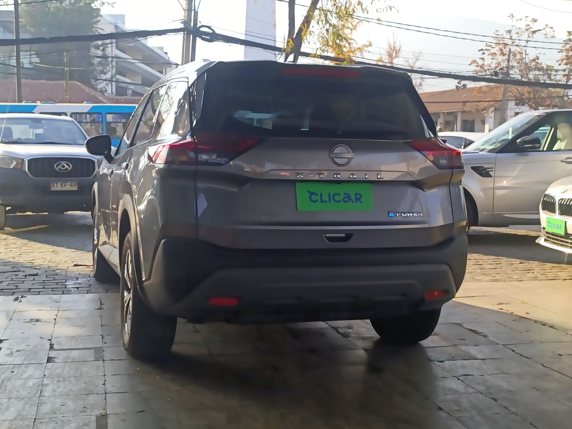 NISSAN - 5