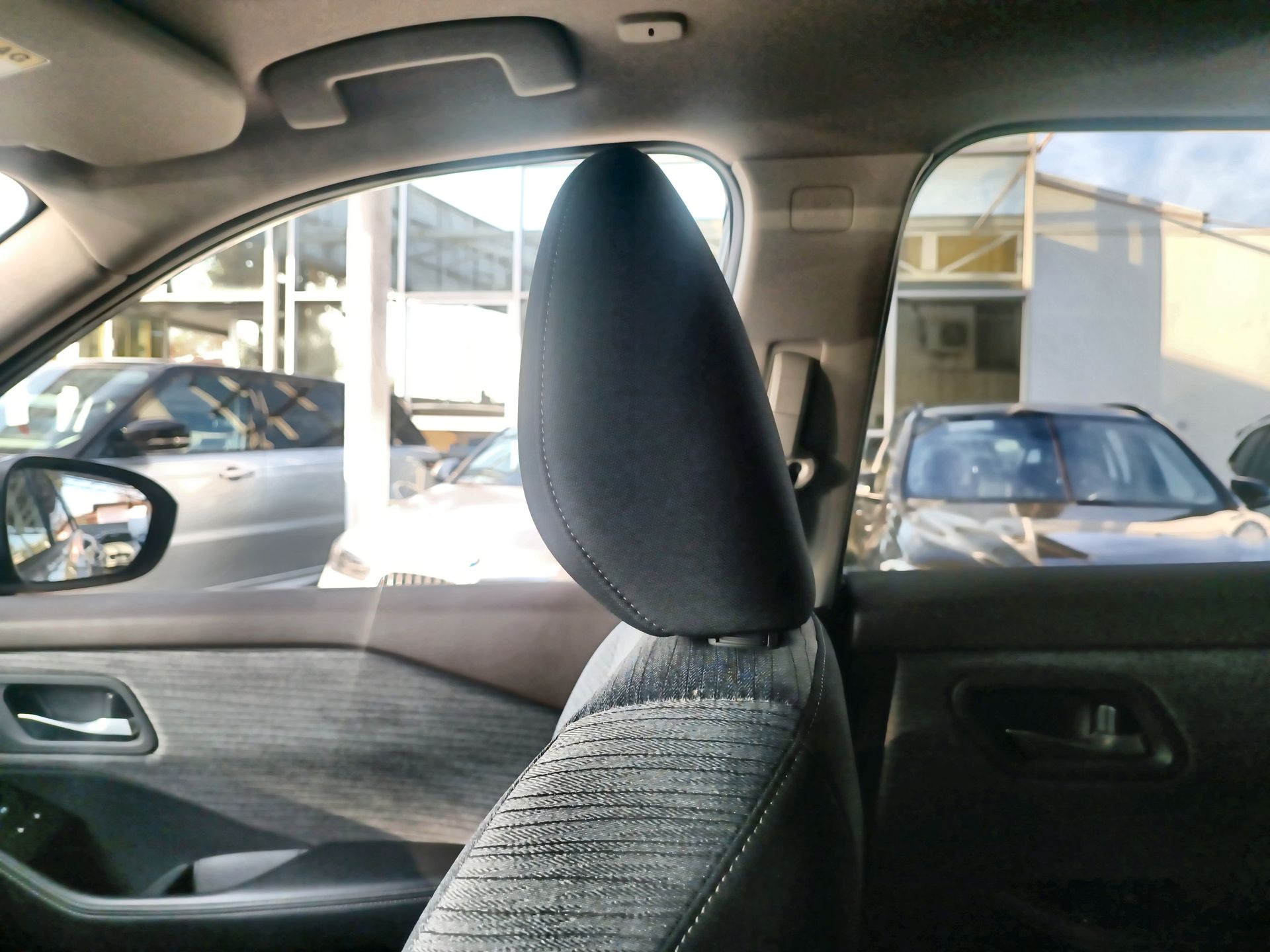 NISSAN - 11