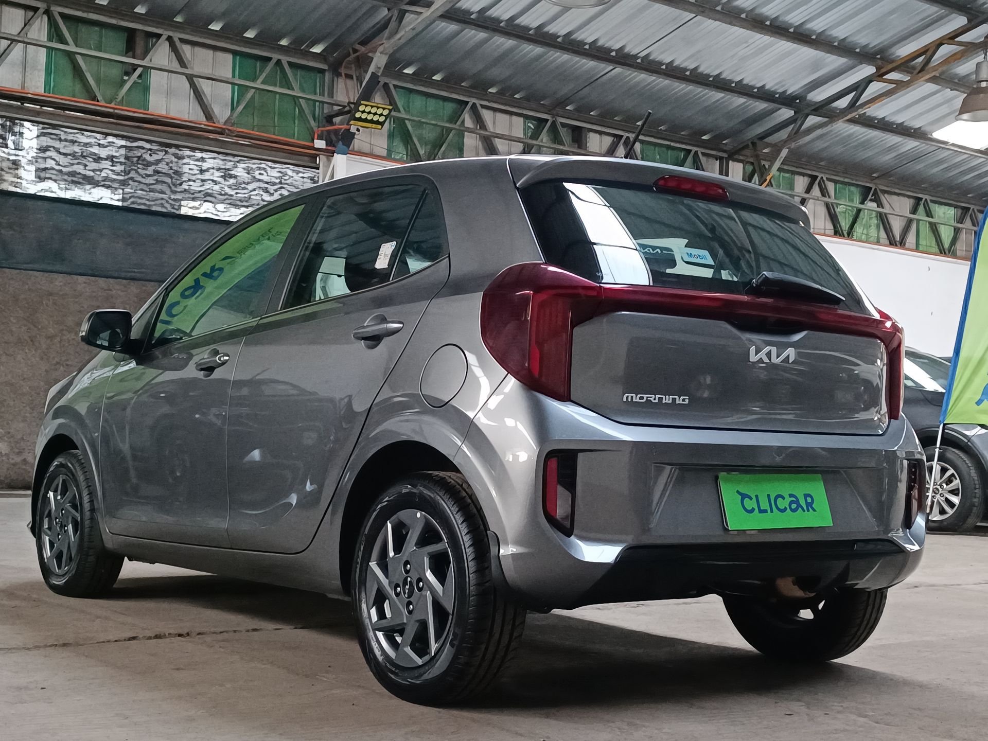 KIA - 5