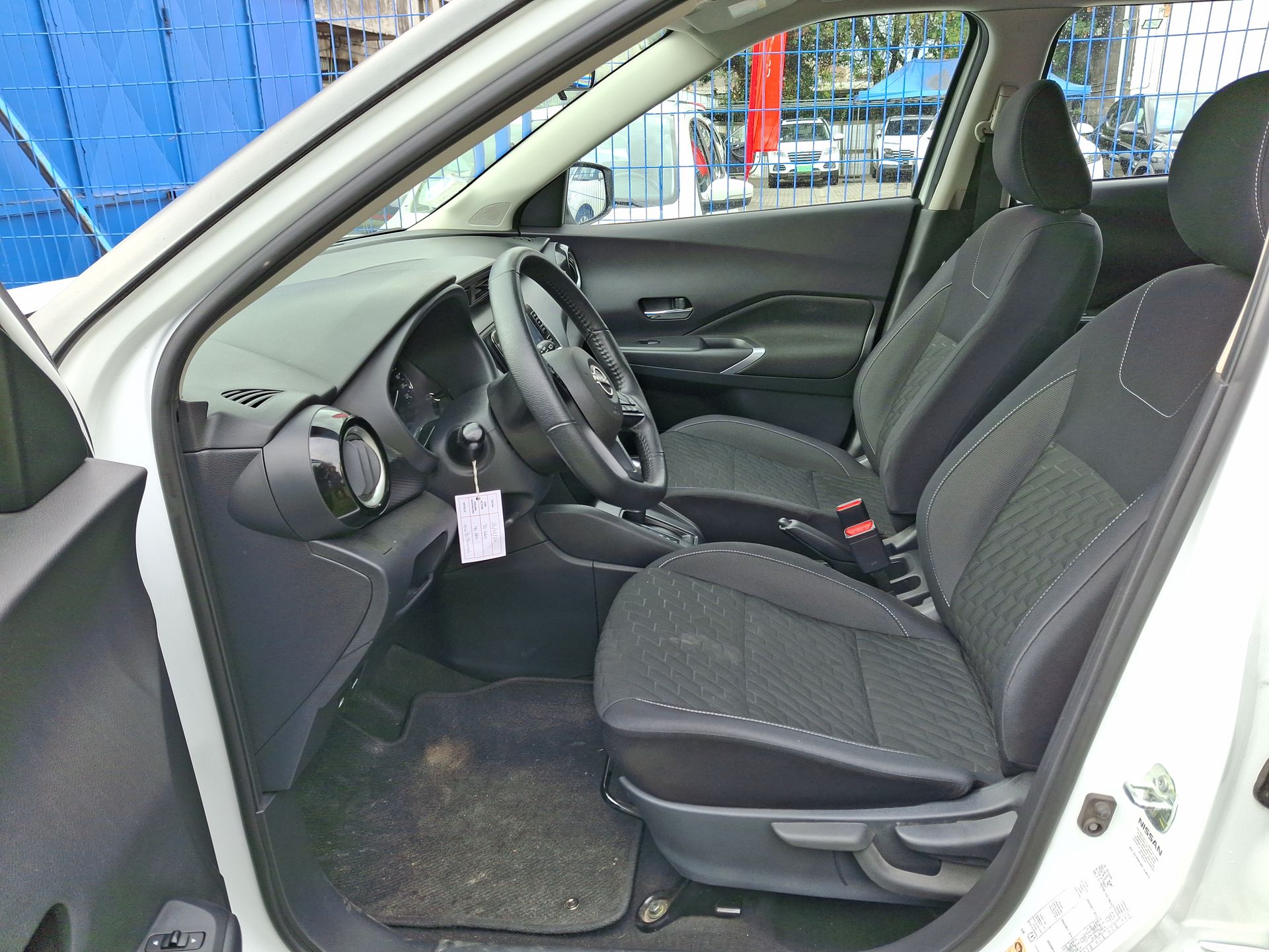 NISSAN - 18