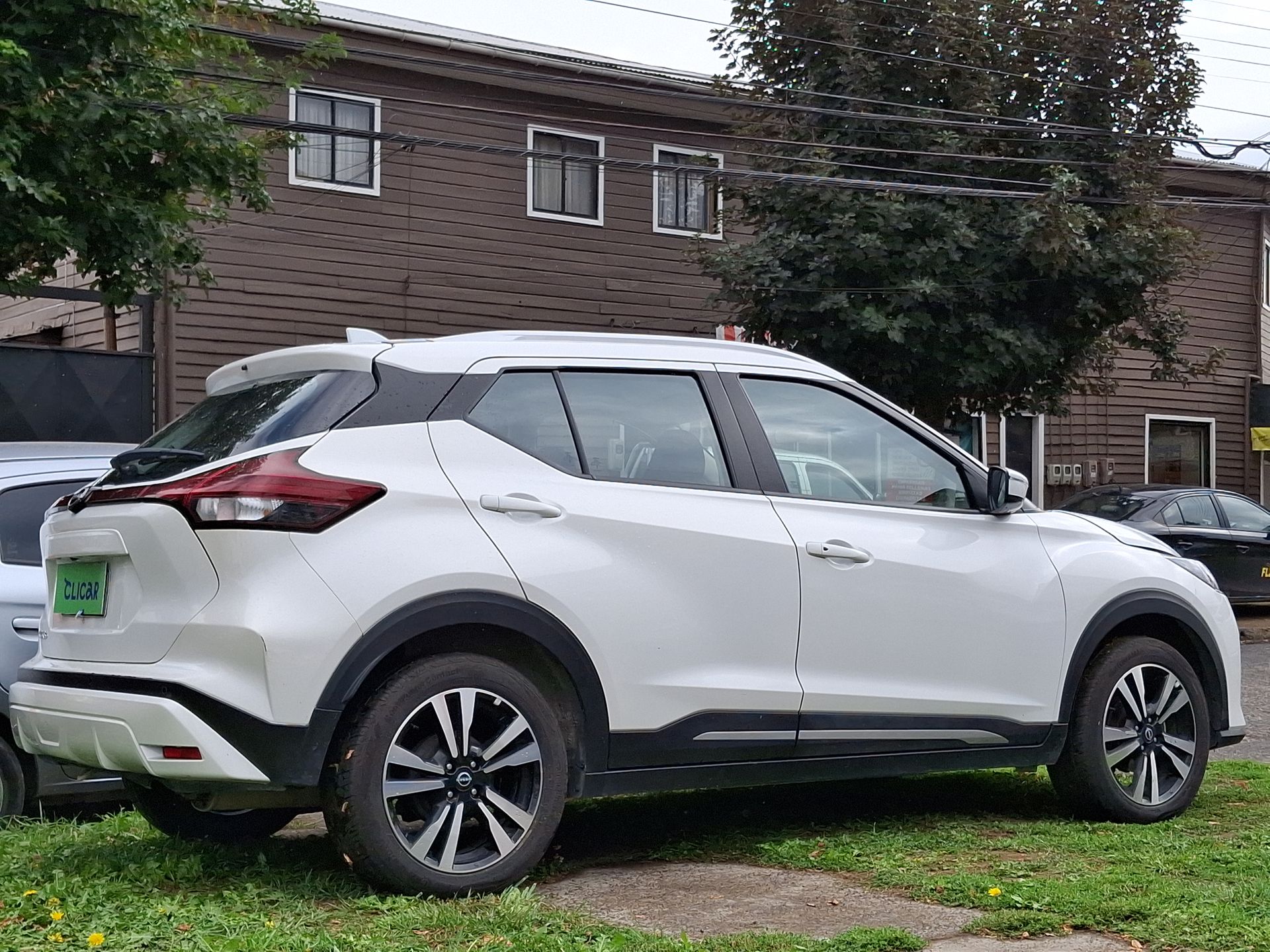 NISSAN - 7