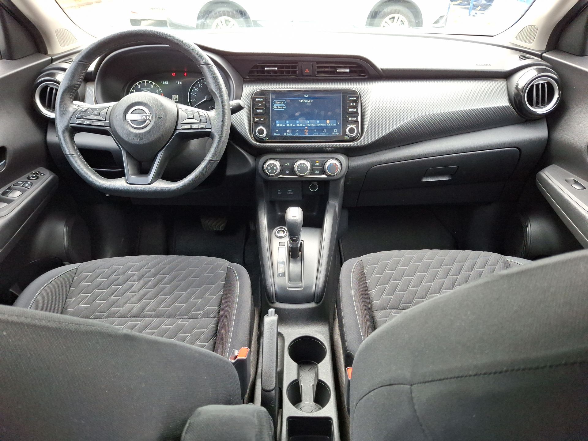 NISSAN - 9