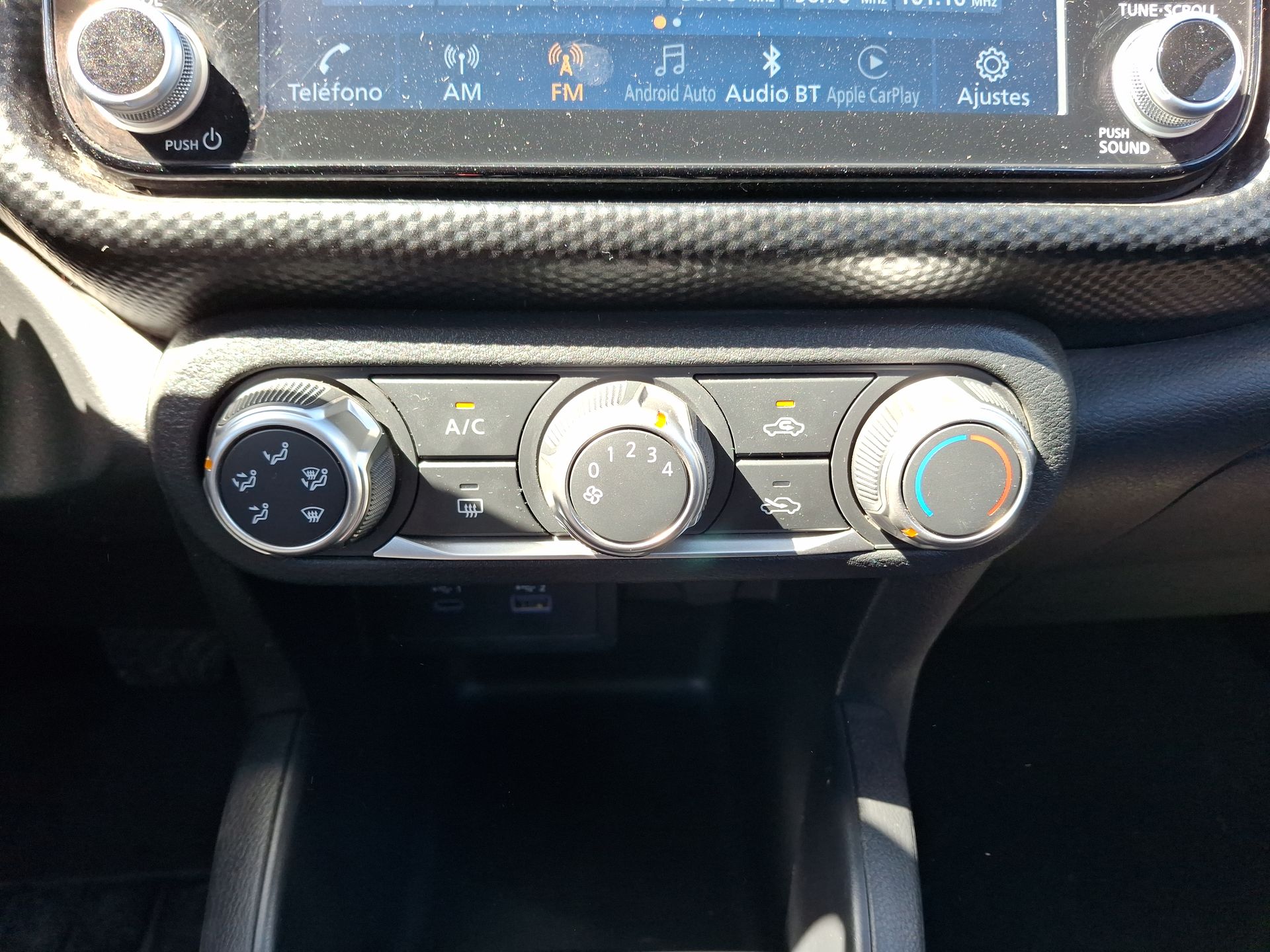 NISSAN - 25