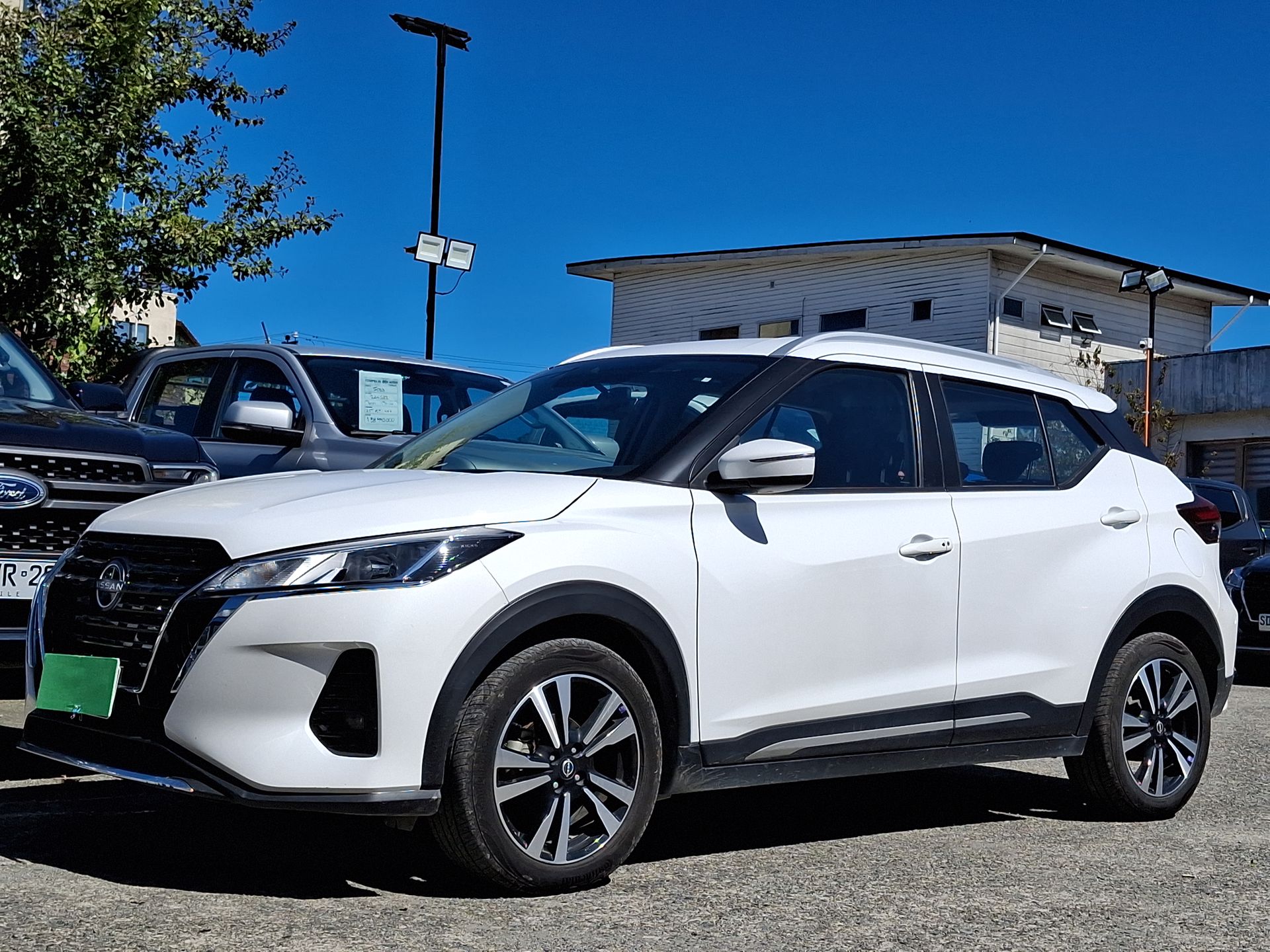 NISSAN - 3