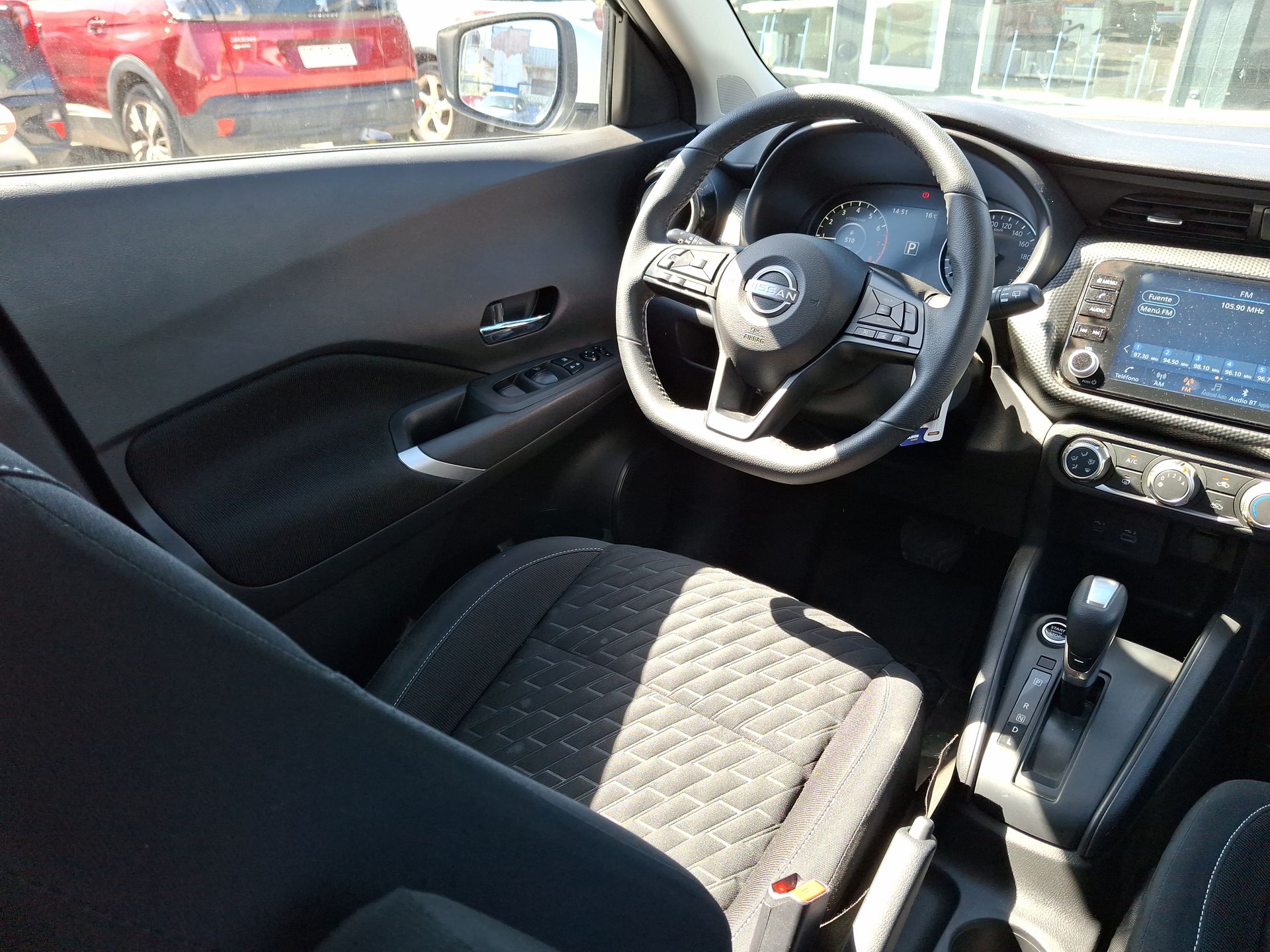 NISSAN - 16