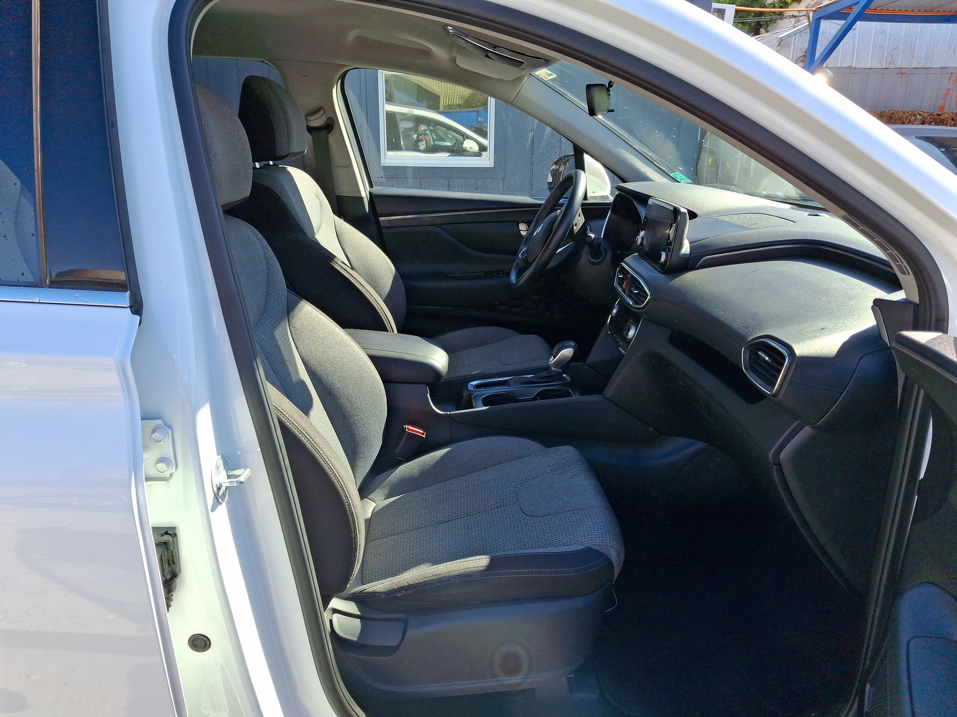 HYUNDAI - 30