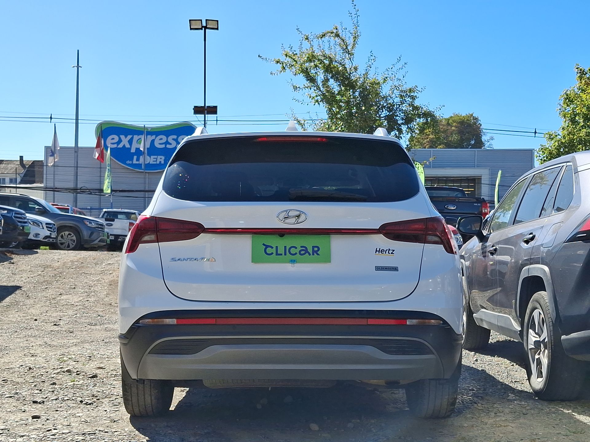 HYUNDAI - 6
