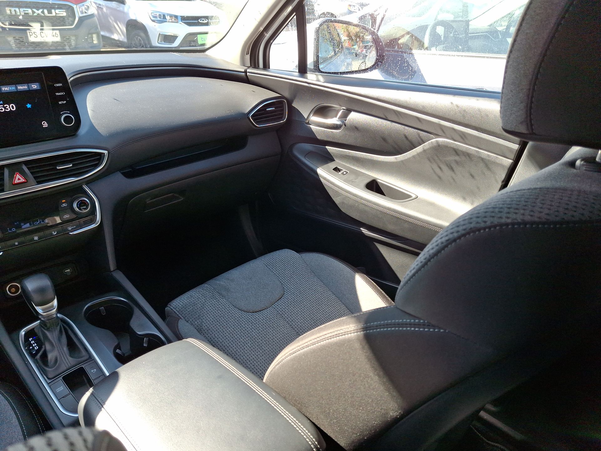 HYUNDAI - 10