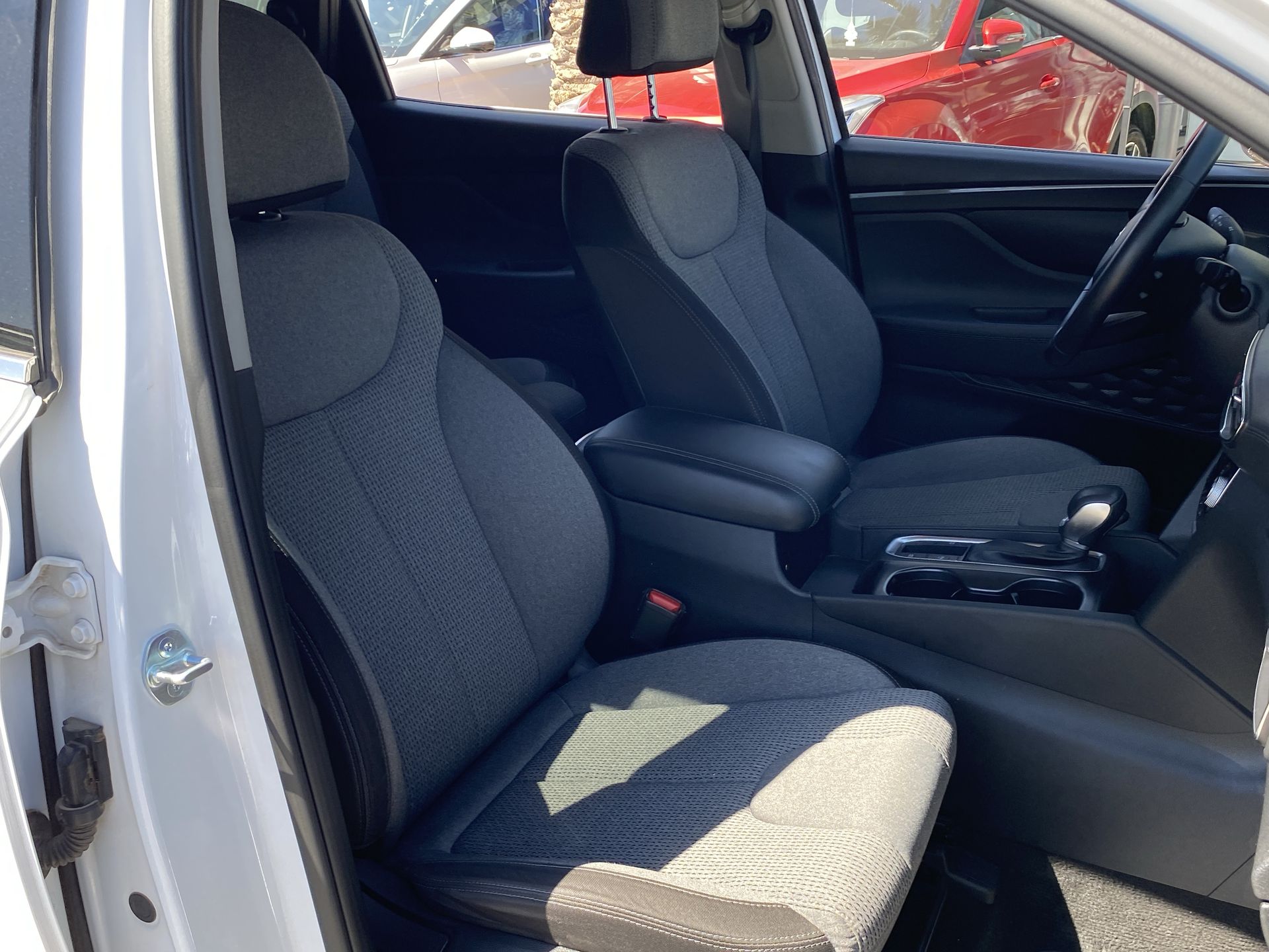 HYUNDAI - 31