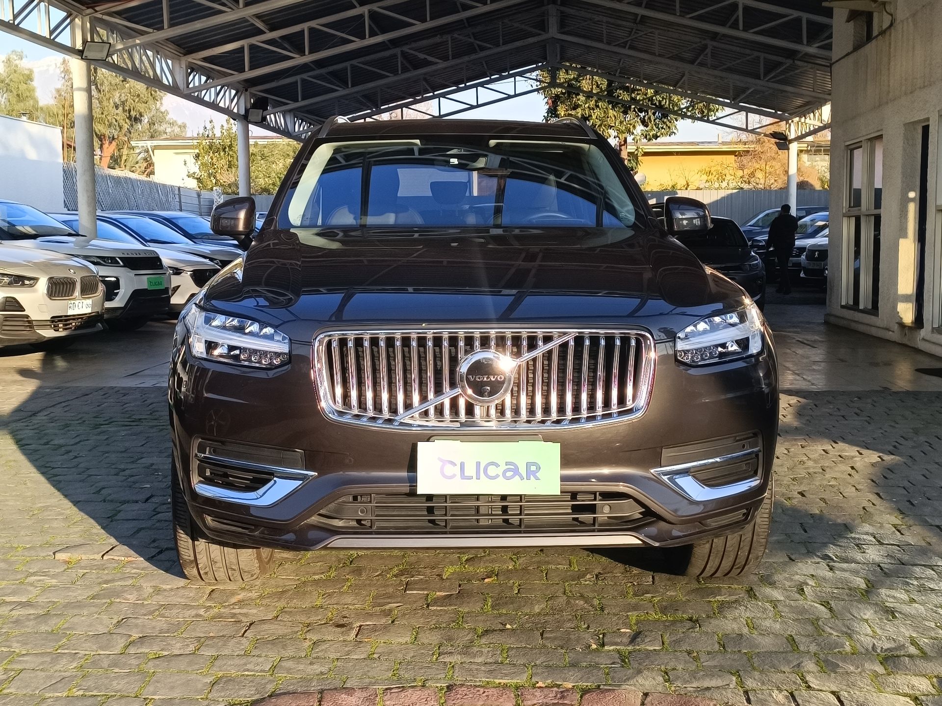 VOLVO - 2