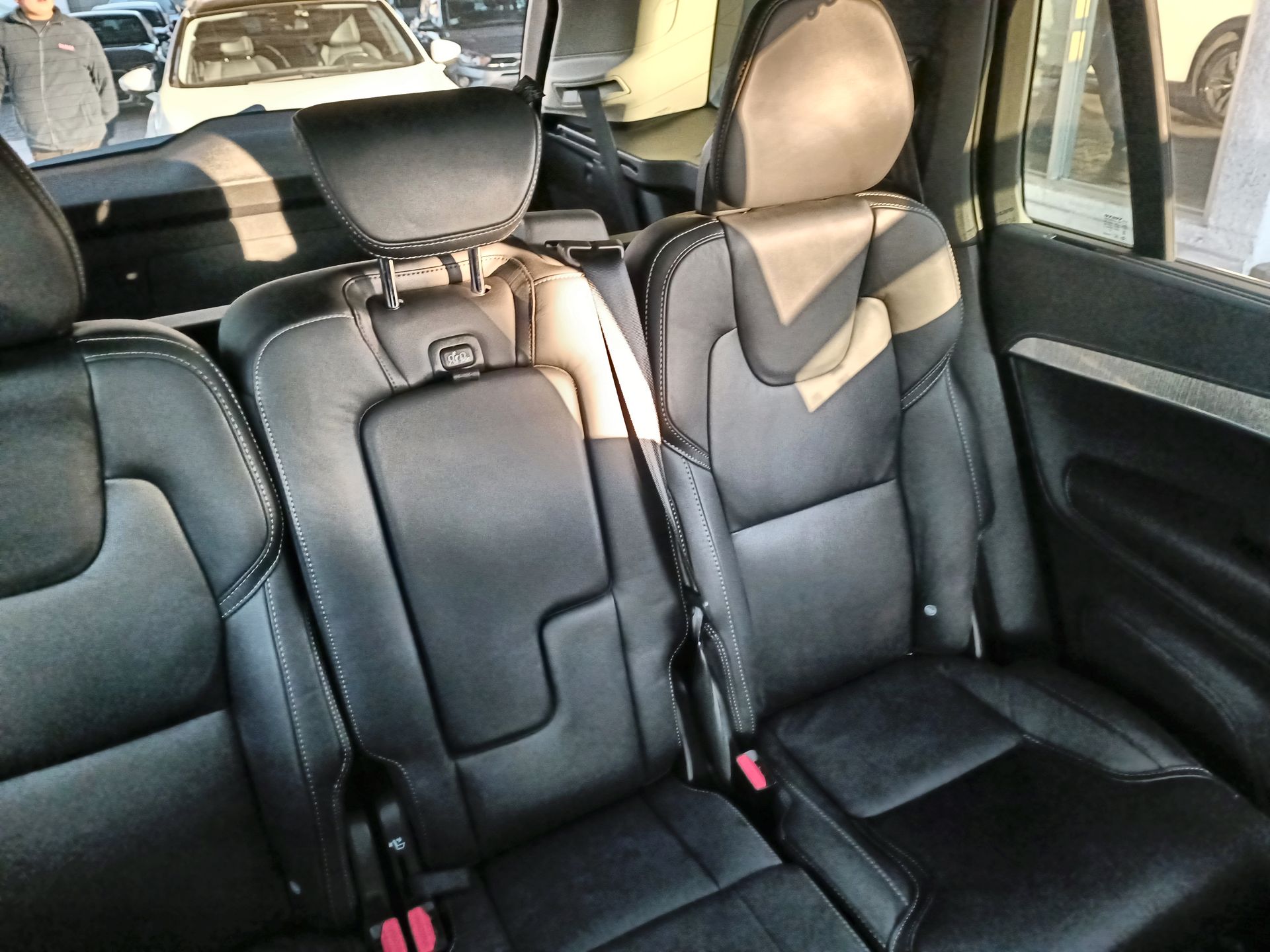 VOLVO - 14