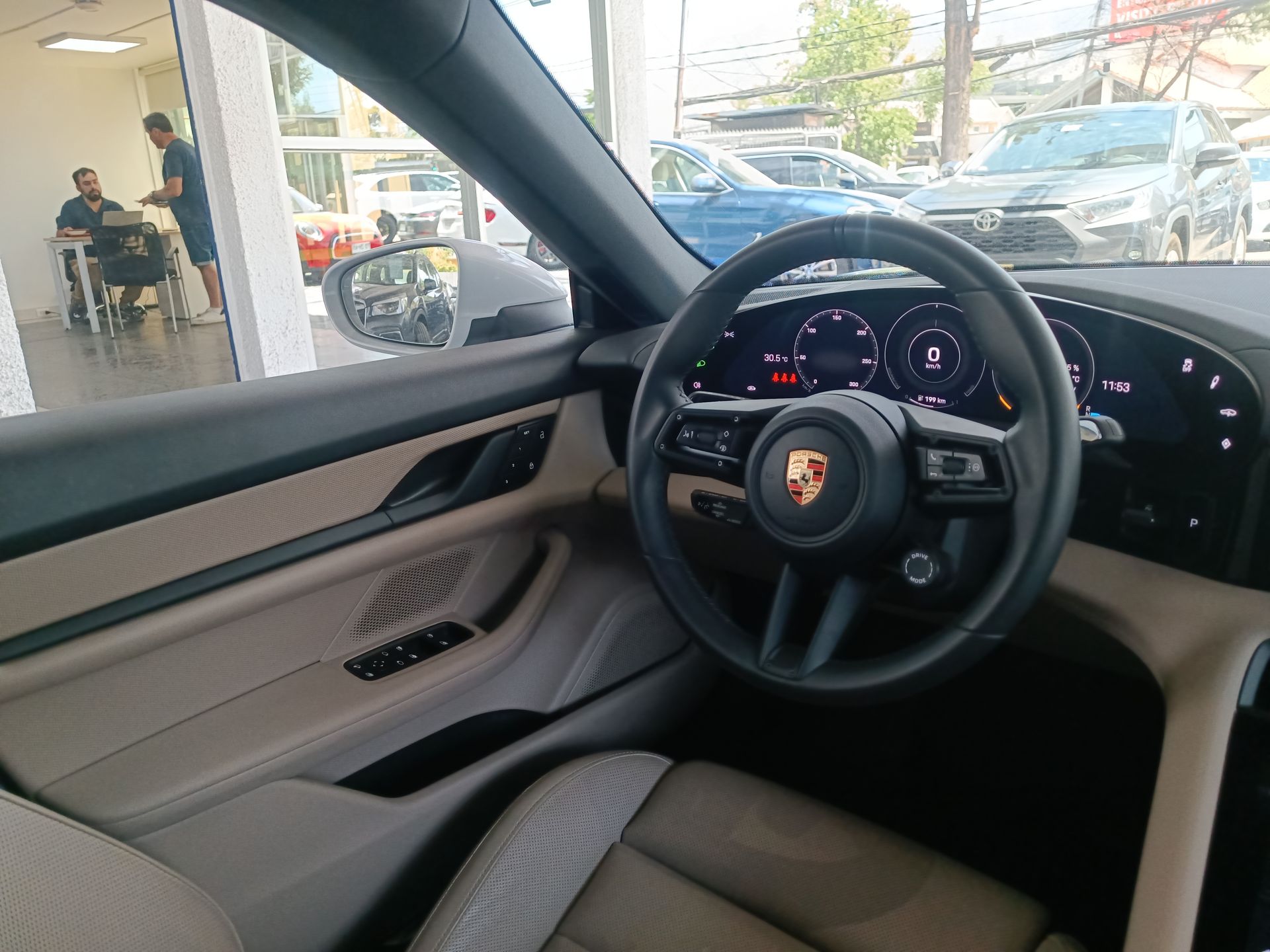 PORSCHE - 16