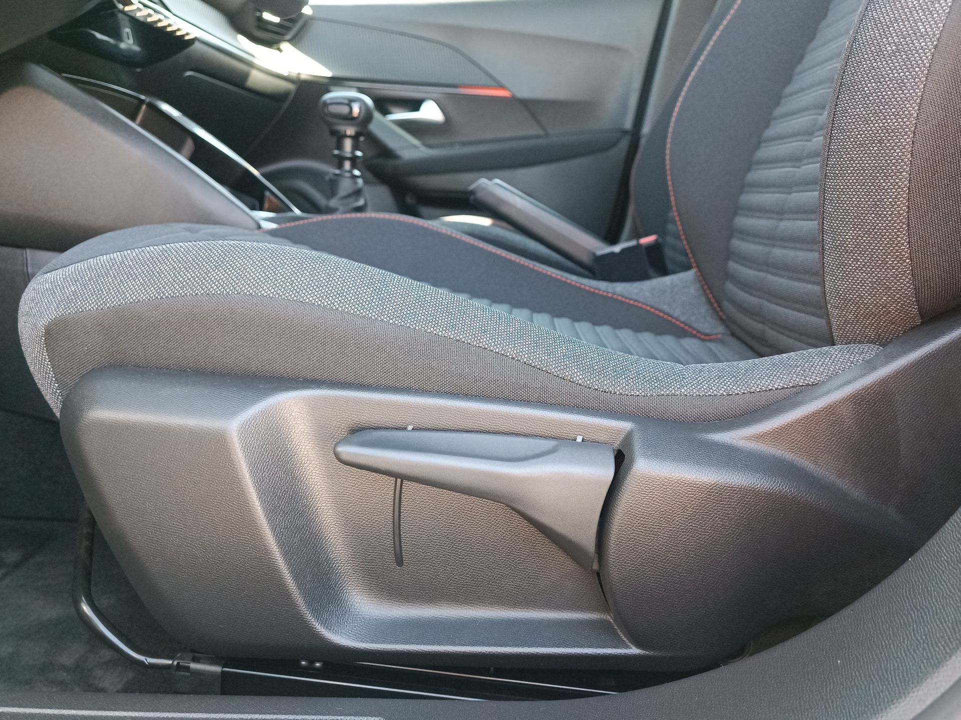 PEUGEOT - 19