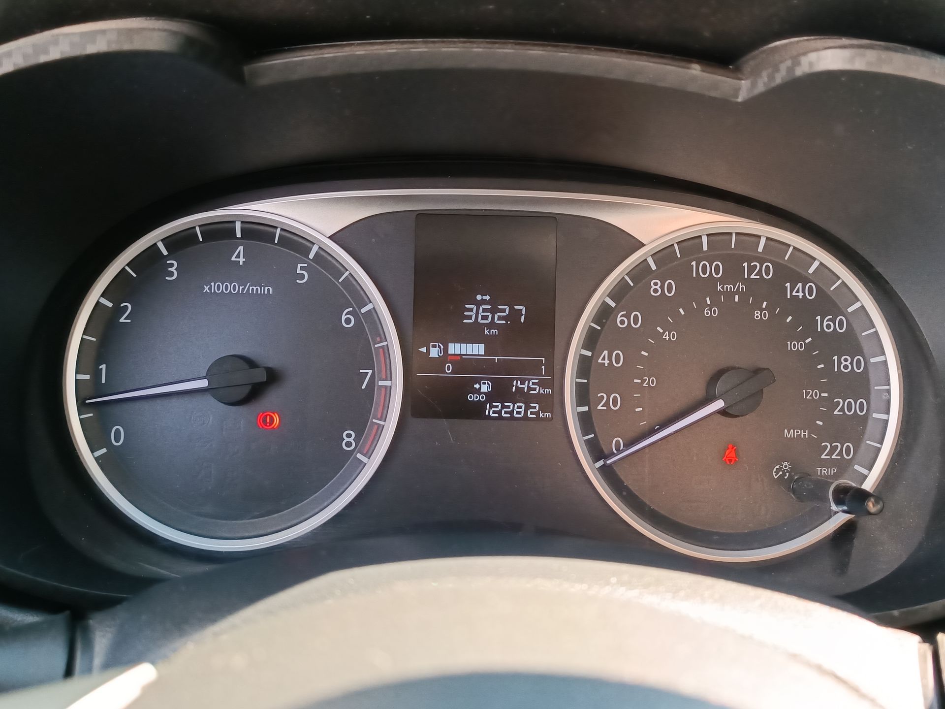 NISSAN - 22