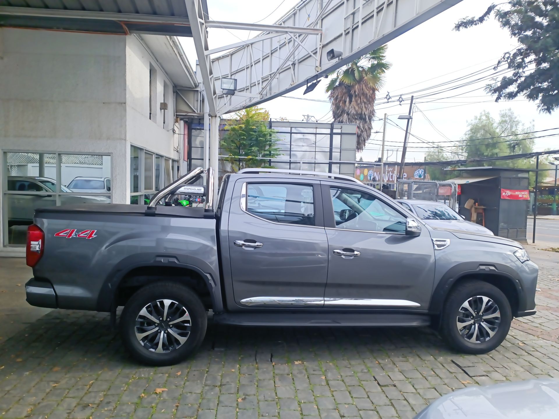 MAXUS - 8