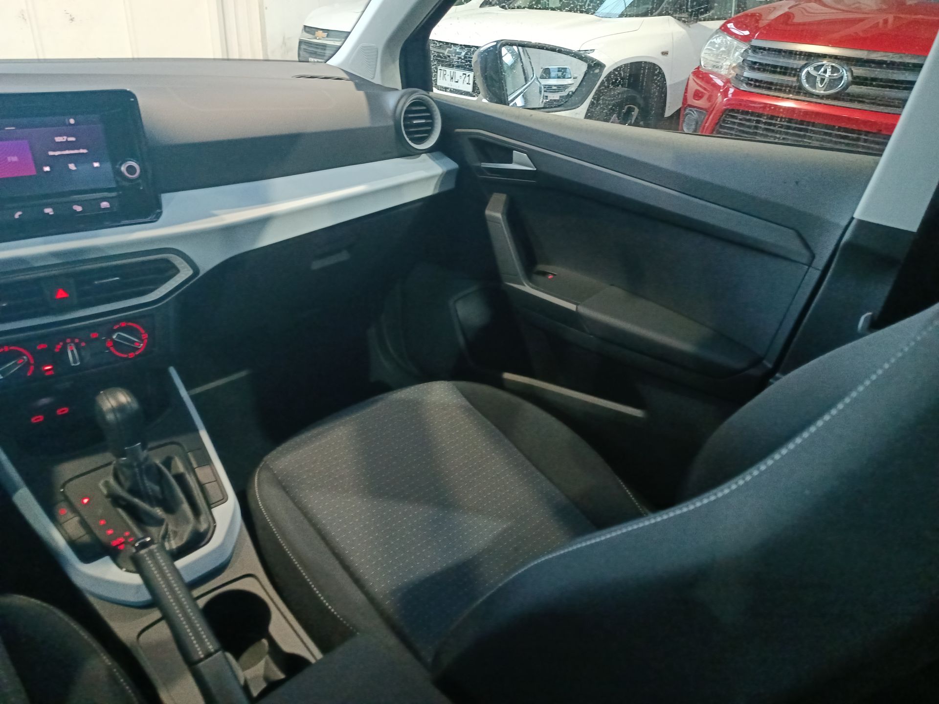 SEAT - 10