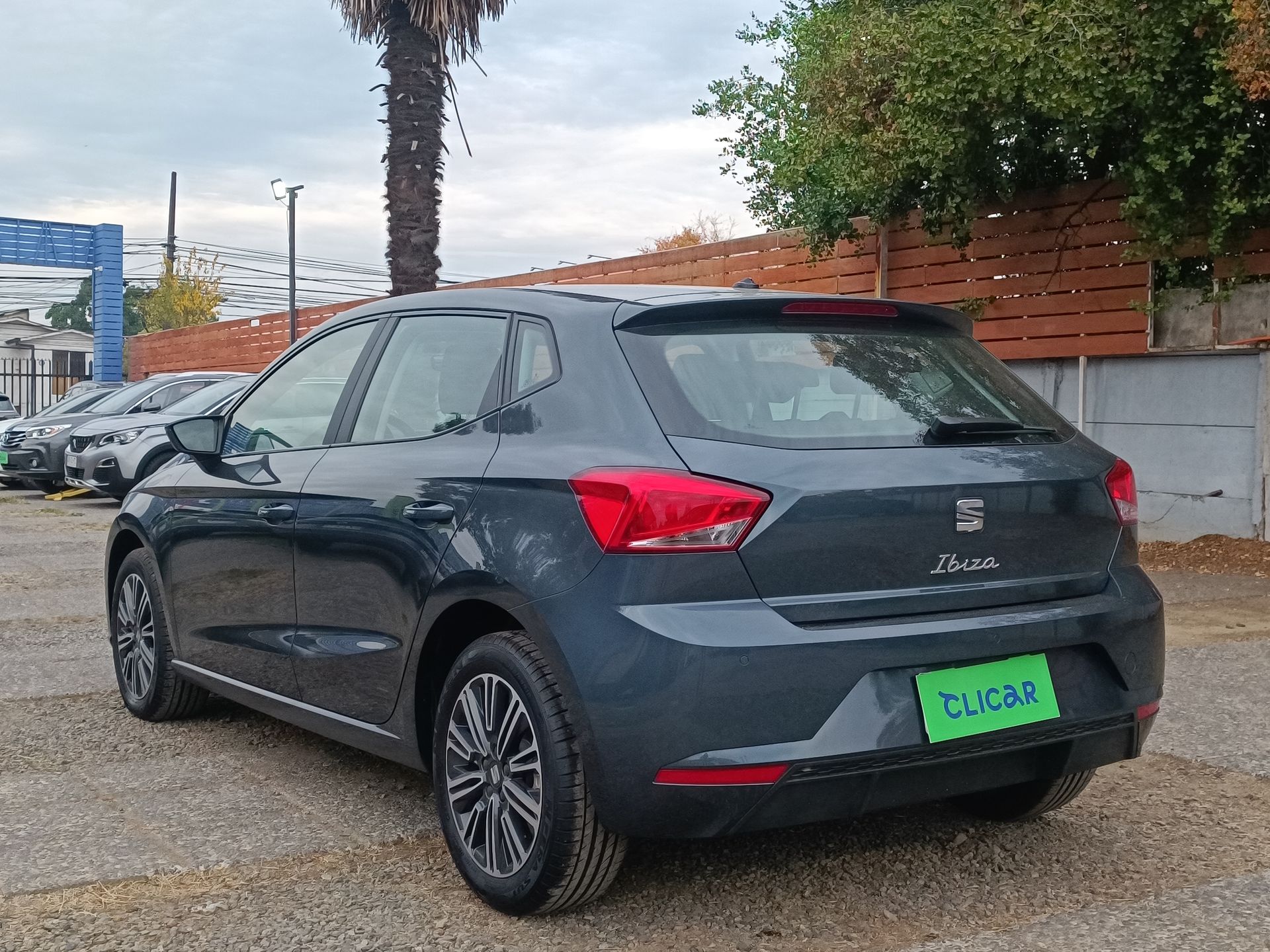 SEAT - 5