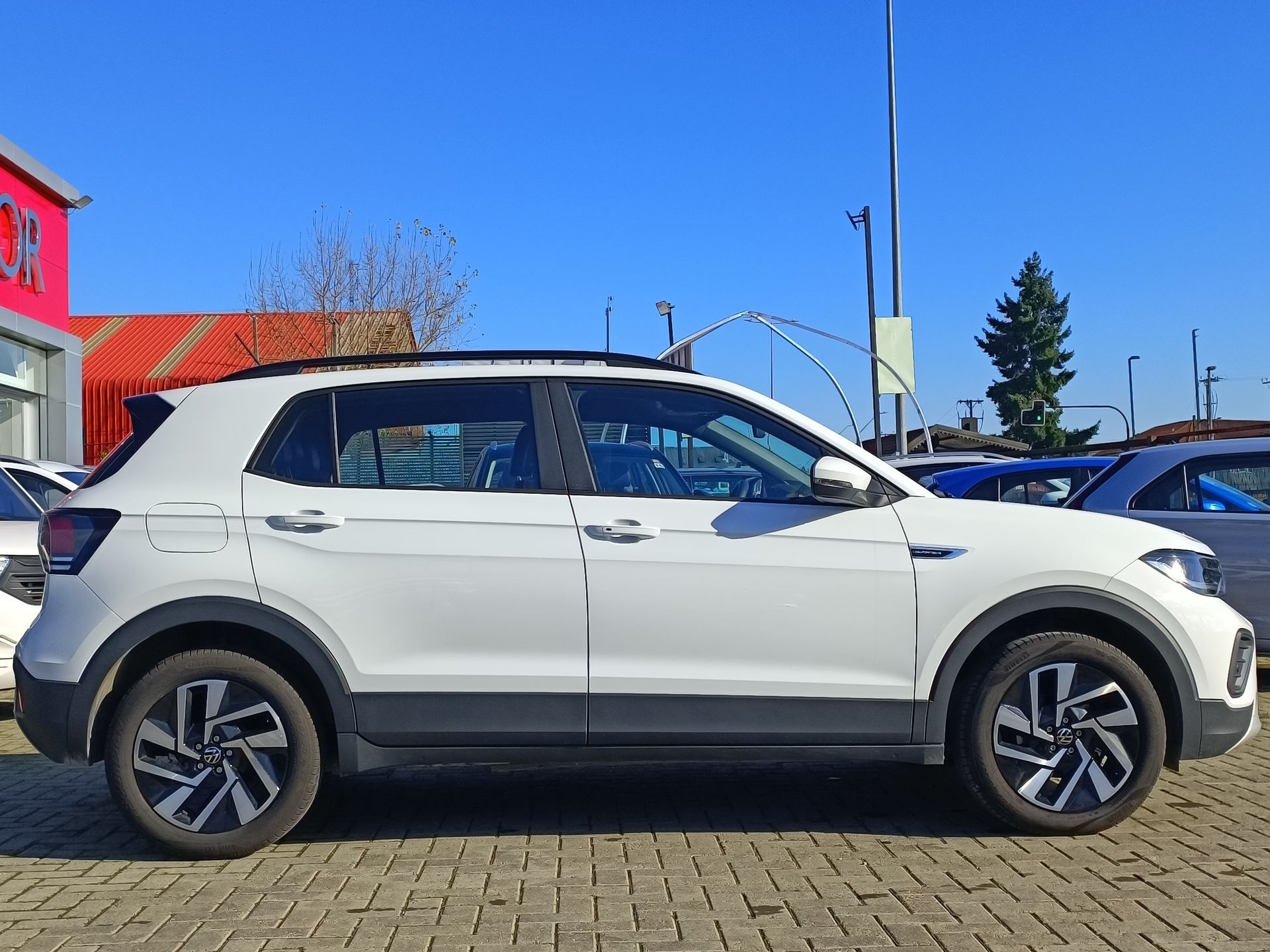 VOLKSWAGEN - 8