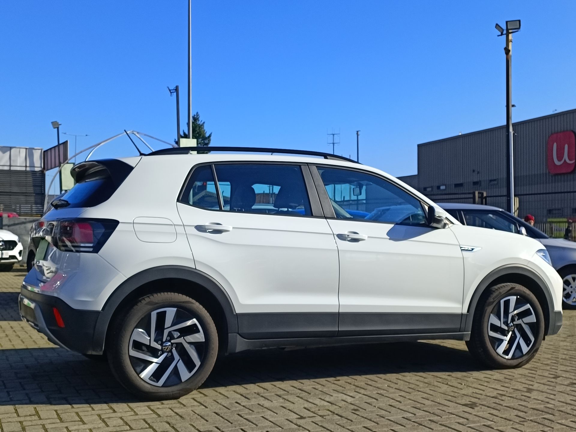 VOLKSWAGEN - 7