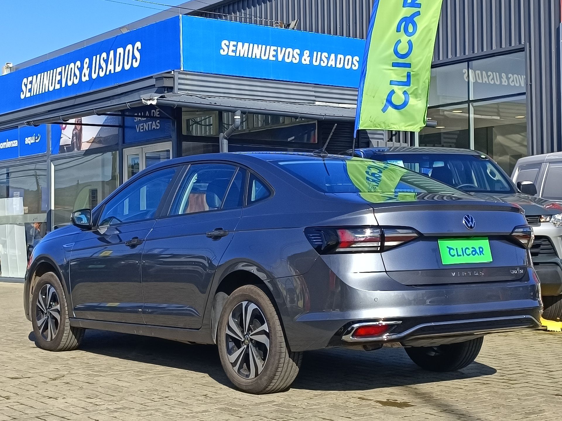 VOLKSWAGEN - 5